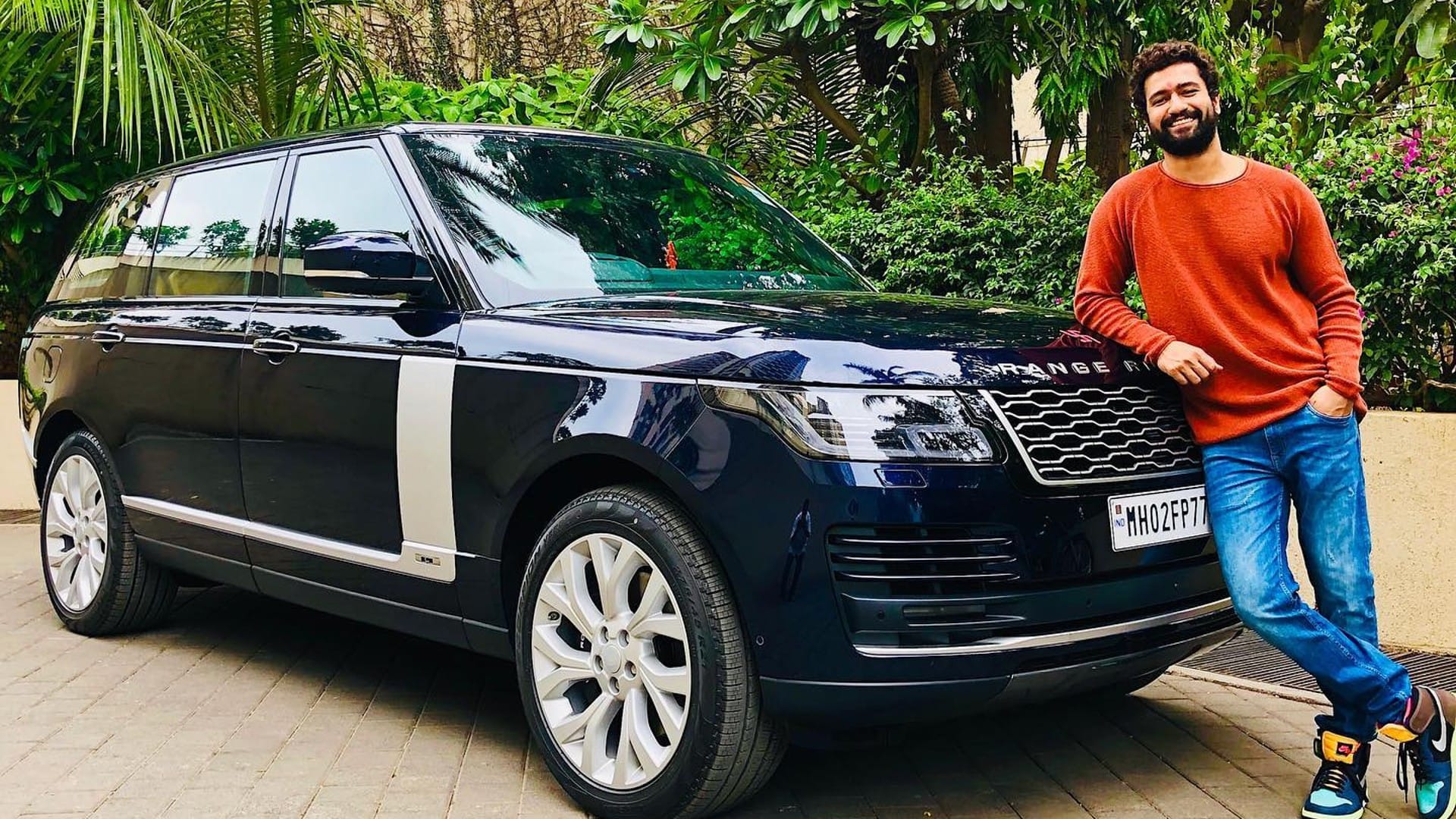 Celebrity Lifestyle Vicky Kaushal Birthday Special Know His Net Worth Car Collection House Income Lifestyle in Hindi