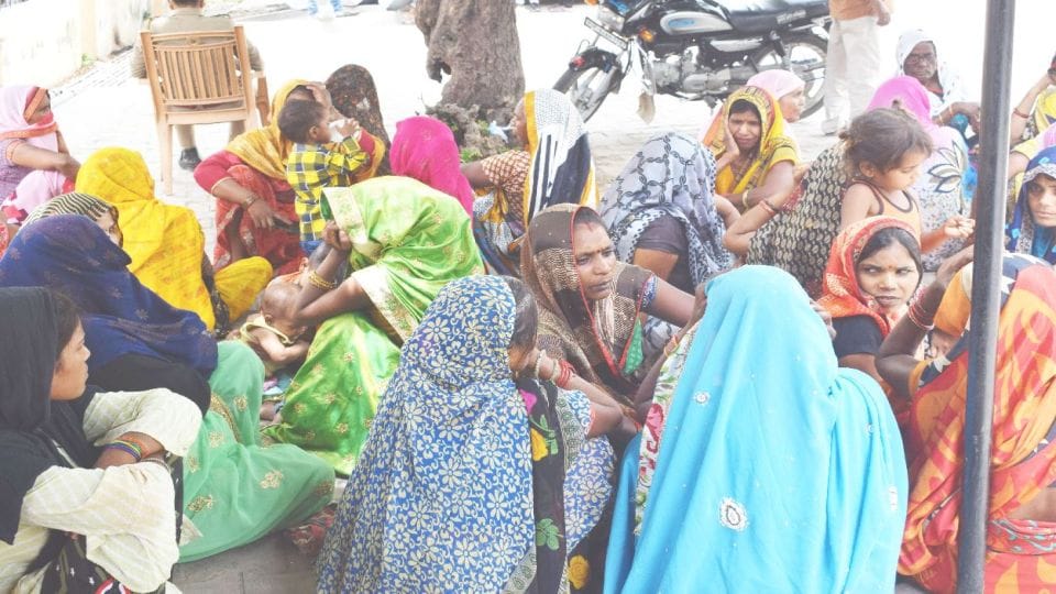 Uncle and nephew killed in road accident in Mainpuri