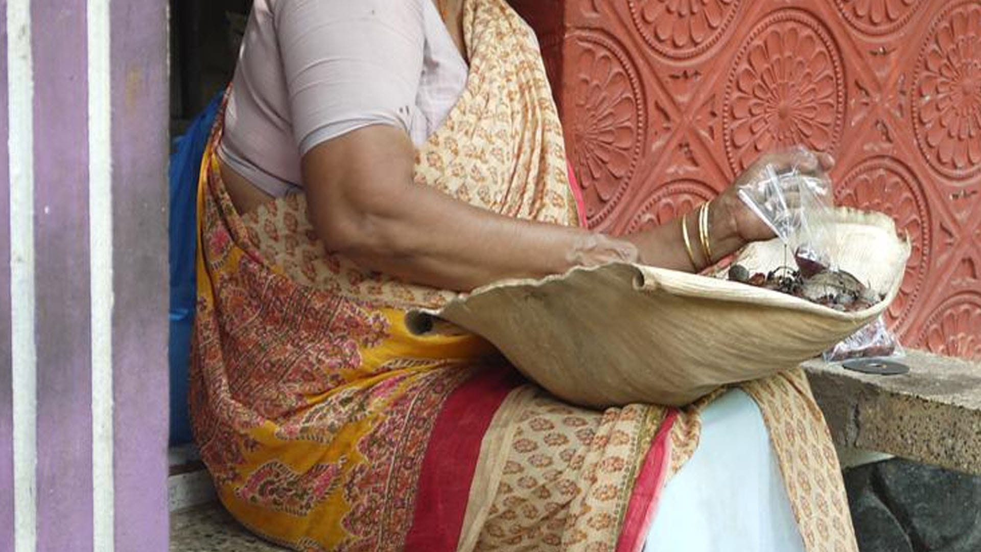 tamil nadu Woman disguises as man for more than 36 years to raise daughter know the Interesting Story of pechiyammal