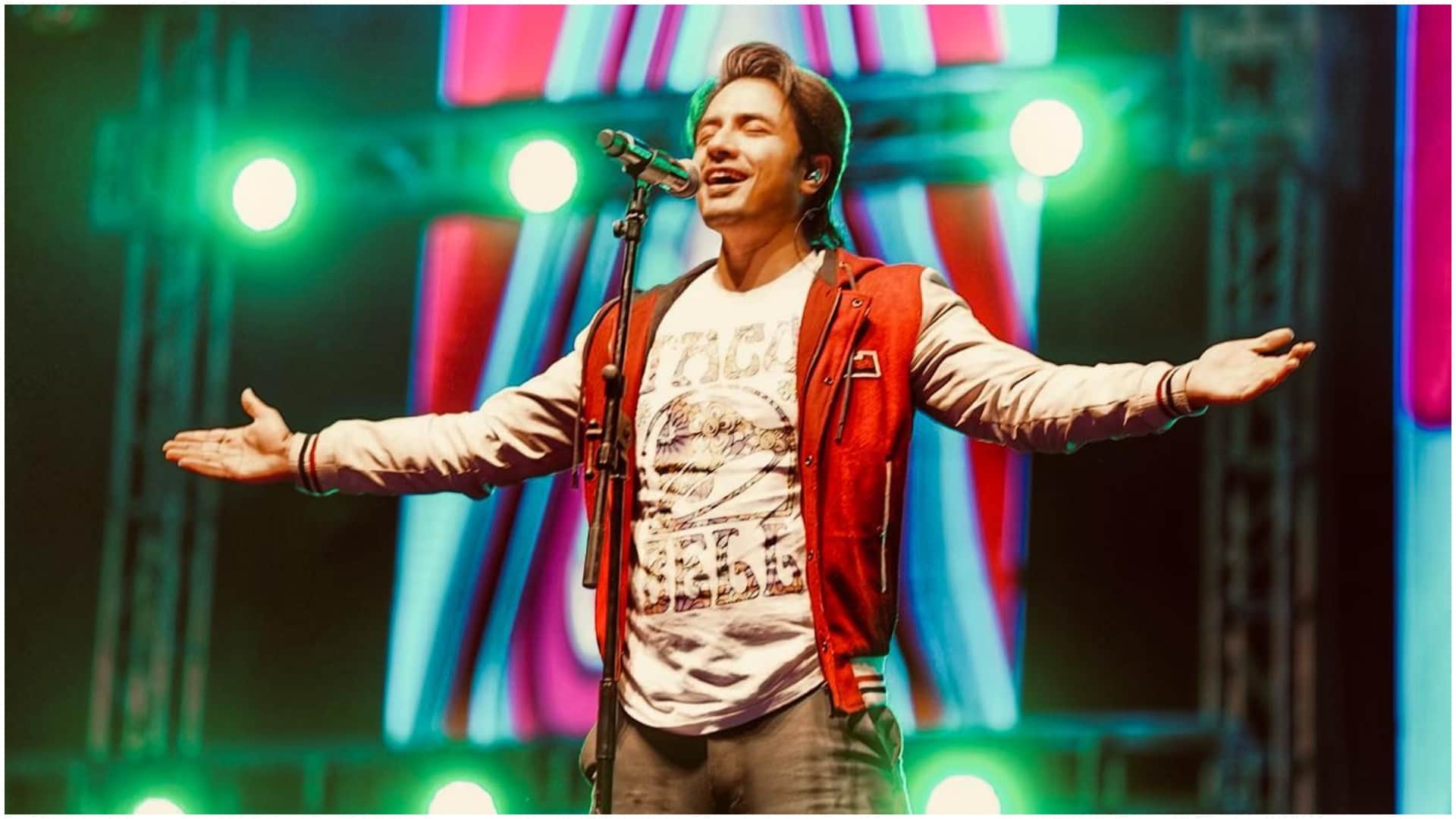 Pakistani Actor Ali Zafar Javed Akhtar Pakistan statement said such comment hurt sentiment after being trolled