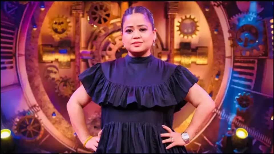 From getting slapped to getting names in drugs case here is the controversy of comedian Bharti Singh in hindi
