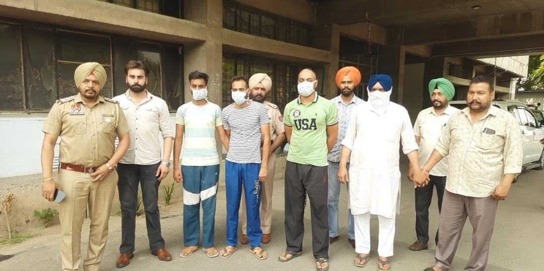 Six arrested for planning robbery in JE's house