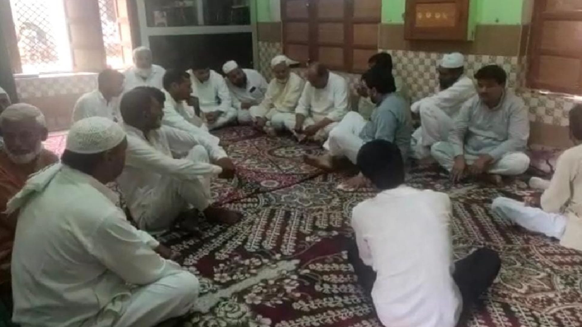 Ghulam Mohammed Jaula was broken by a split in Bhakiyu, slogan Har Har Mahadev and Allah Hu Akbar was  given by