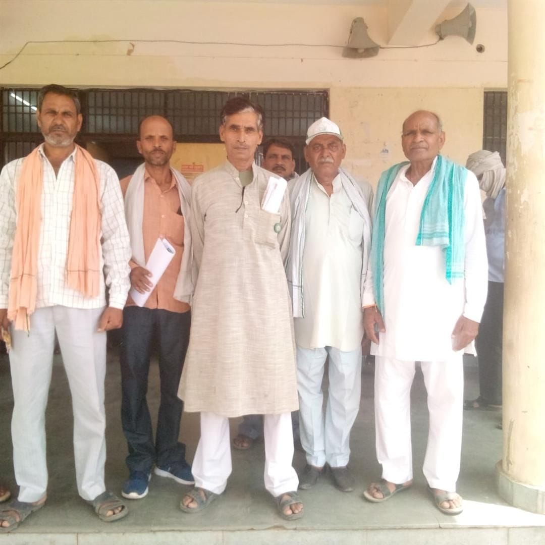 Hathras: Memorandum submitted to solve the problems of farmers
