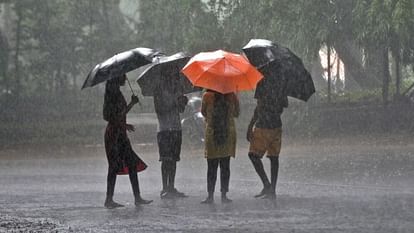 monsoon likely normal this year says imd officials reach kerala on four june weather news el nino impact