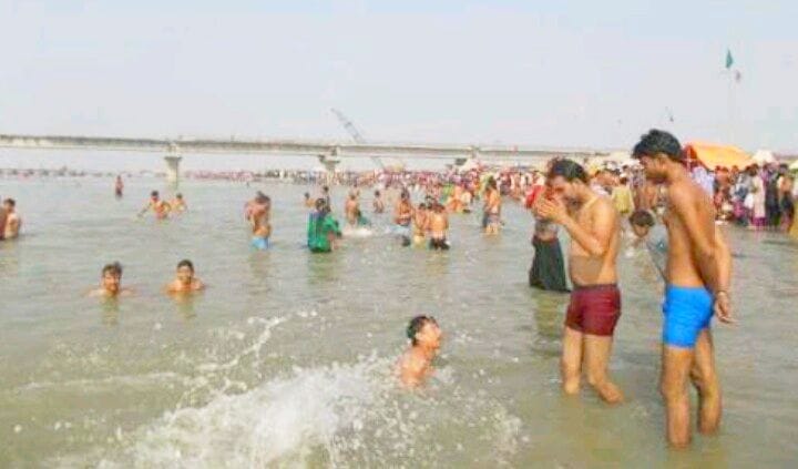 Buddha Purnima: Devotees take a dip in the Ganges at Dhai Ghat