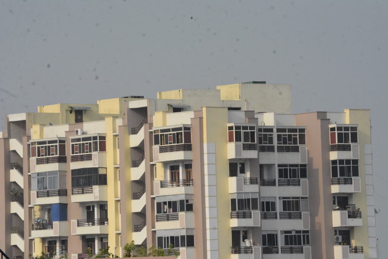 No arrangements to extinguish fire, notice sent