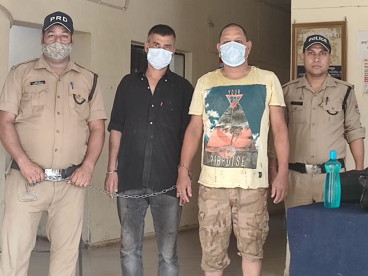 Uniform attacked in police station, police personnel's uniform torn
