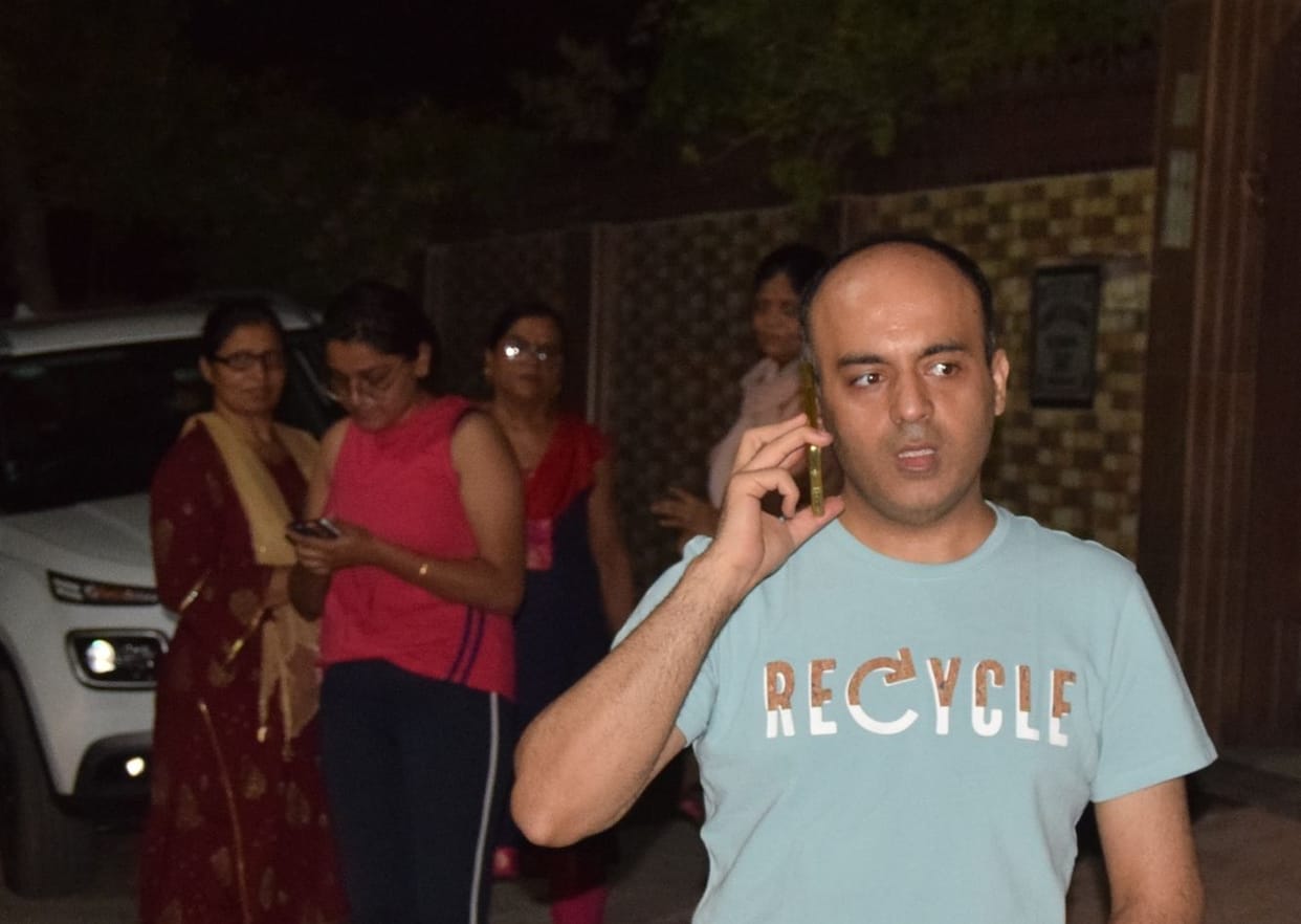 Police blocked six hours during the day, snatched two places in one hour at night
