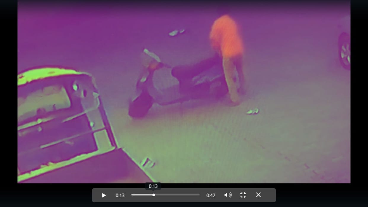 First broke the lock of the drug dealer's scooty, then the thieves took it on foot