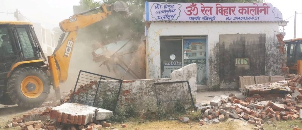 Bulldozer on illegal colony in Sadullapur