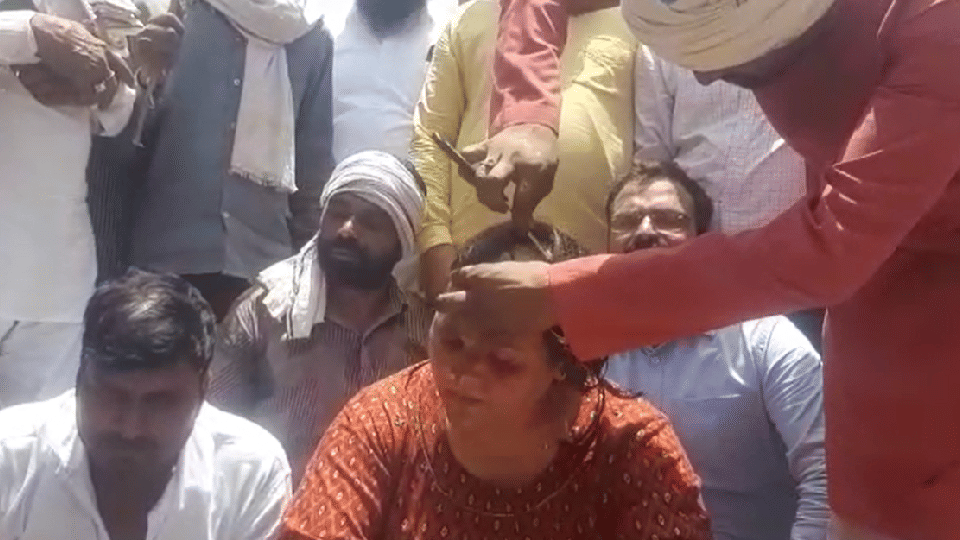 Son Chiraiya Bird Sanctuary: Farmers shaved their head against Son Chiraiya Sanctuary, raised questions on sand mafia