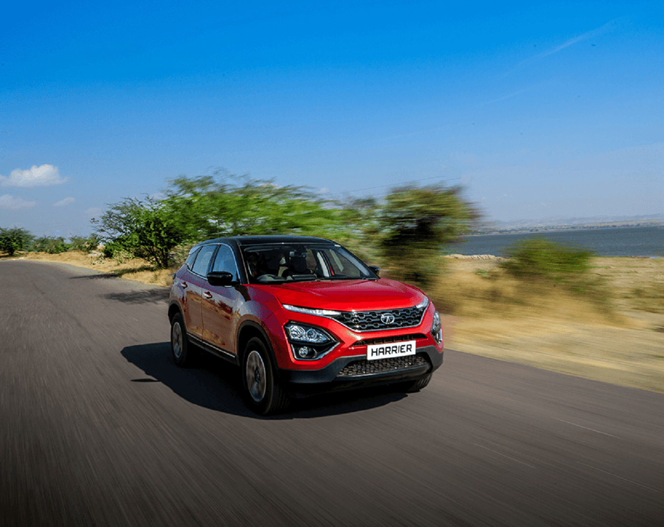 Tata Motors Launches Two New Variants of Tata Harrier SUV Know Price Features Specs News in Hindi