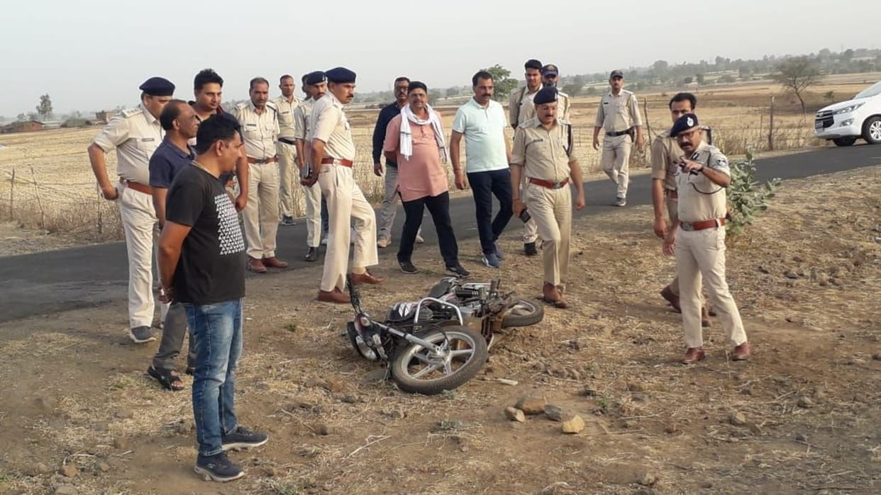 Policemen Killed in Guna: absconding accused Chhotu Pathan killed in encounter, all nine accused involved in hunting were identified