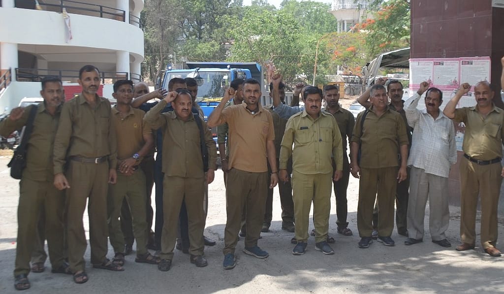hrtc drivers union strike in nahan for their demands