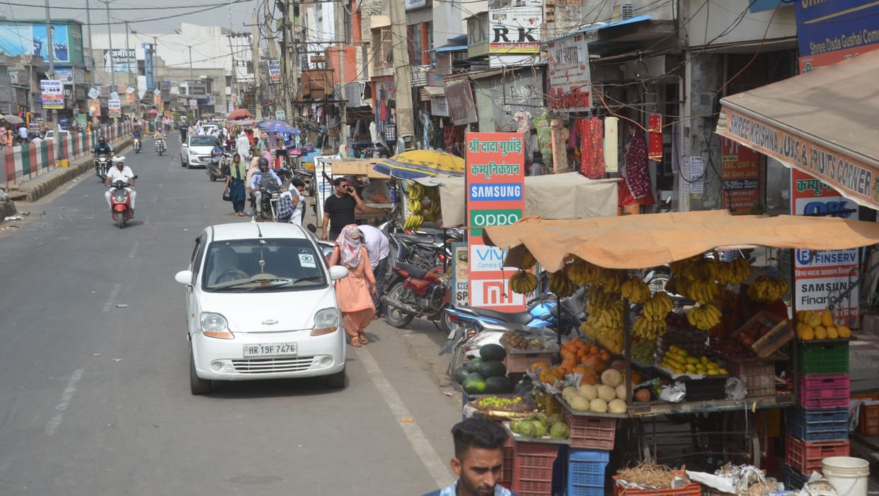 Moratorium till Thursday evening to remove encroachments and street vendors from main roads