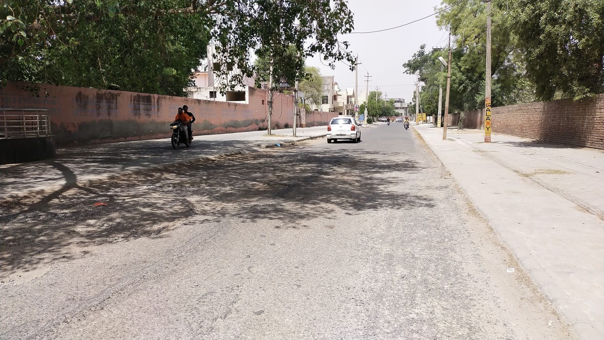 Roads to be built with 1.68 crores in Auto Market, Model Town and Green Park Colony