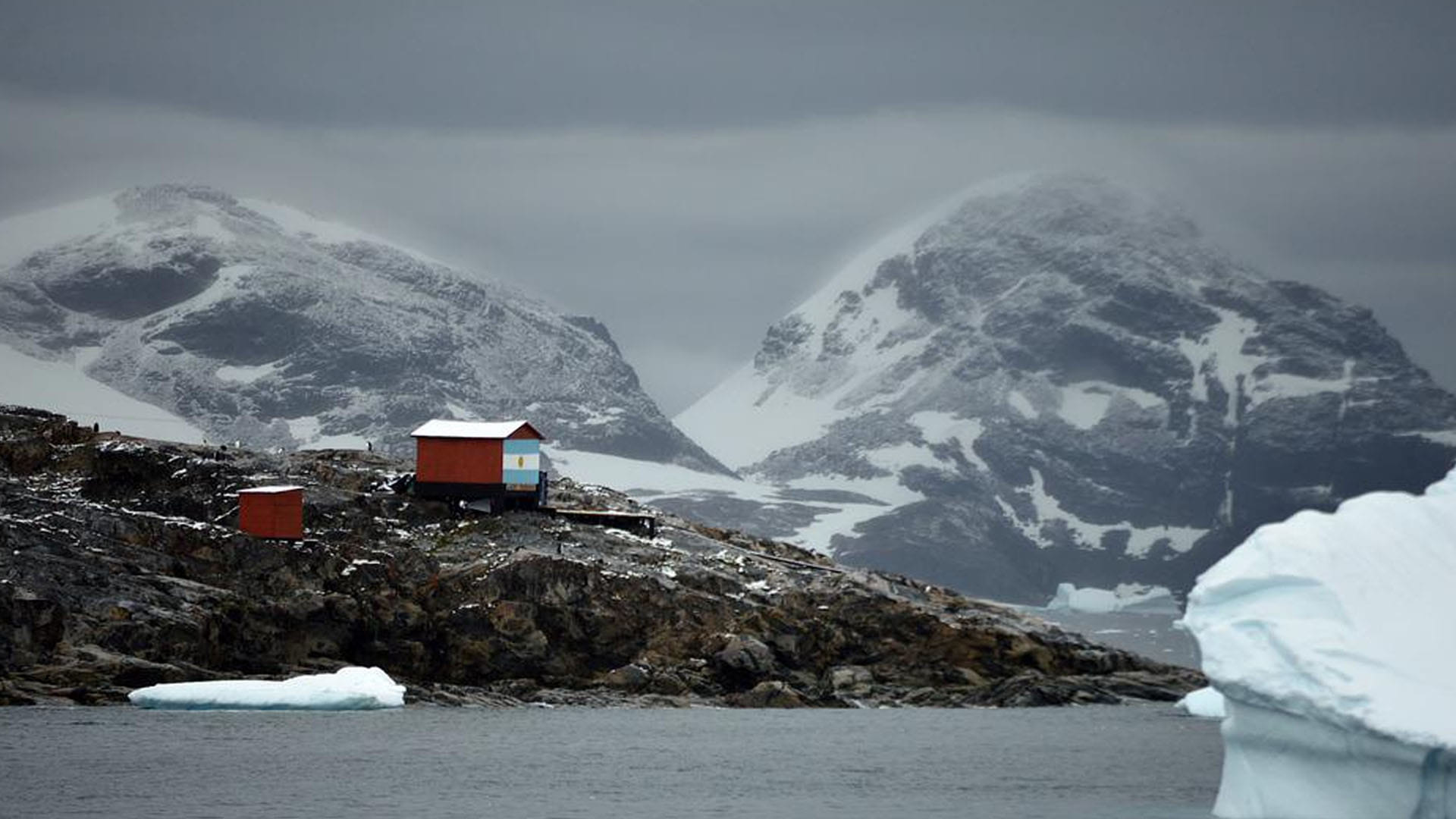 Life Under Antarctica: Another World Life Found Underground Ice of Antarctica Mysterious River