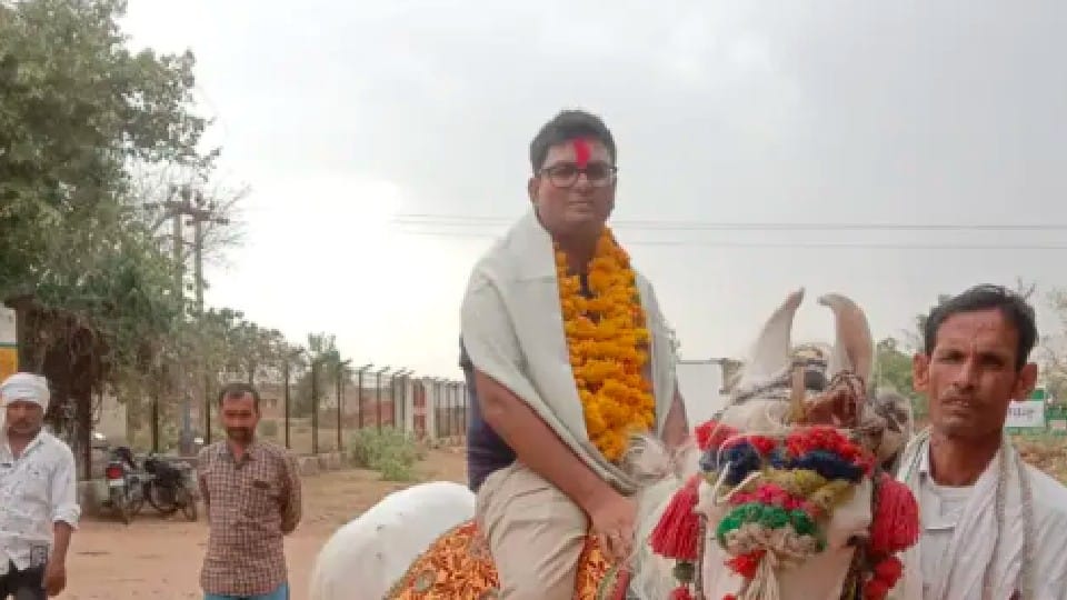 Madhya Pradesh: A memorable farewell after being transferred