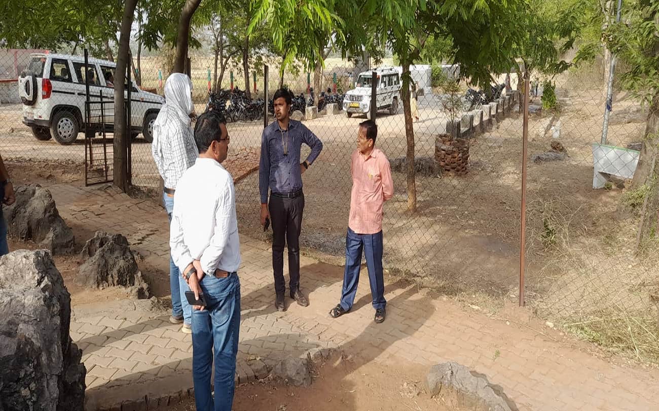 UP Governor Anandiben Patel visit salkhan fossils park sonbhadra today know about it see photos