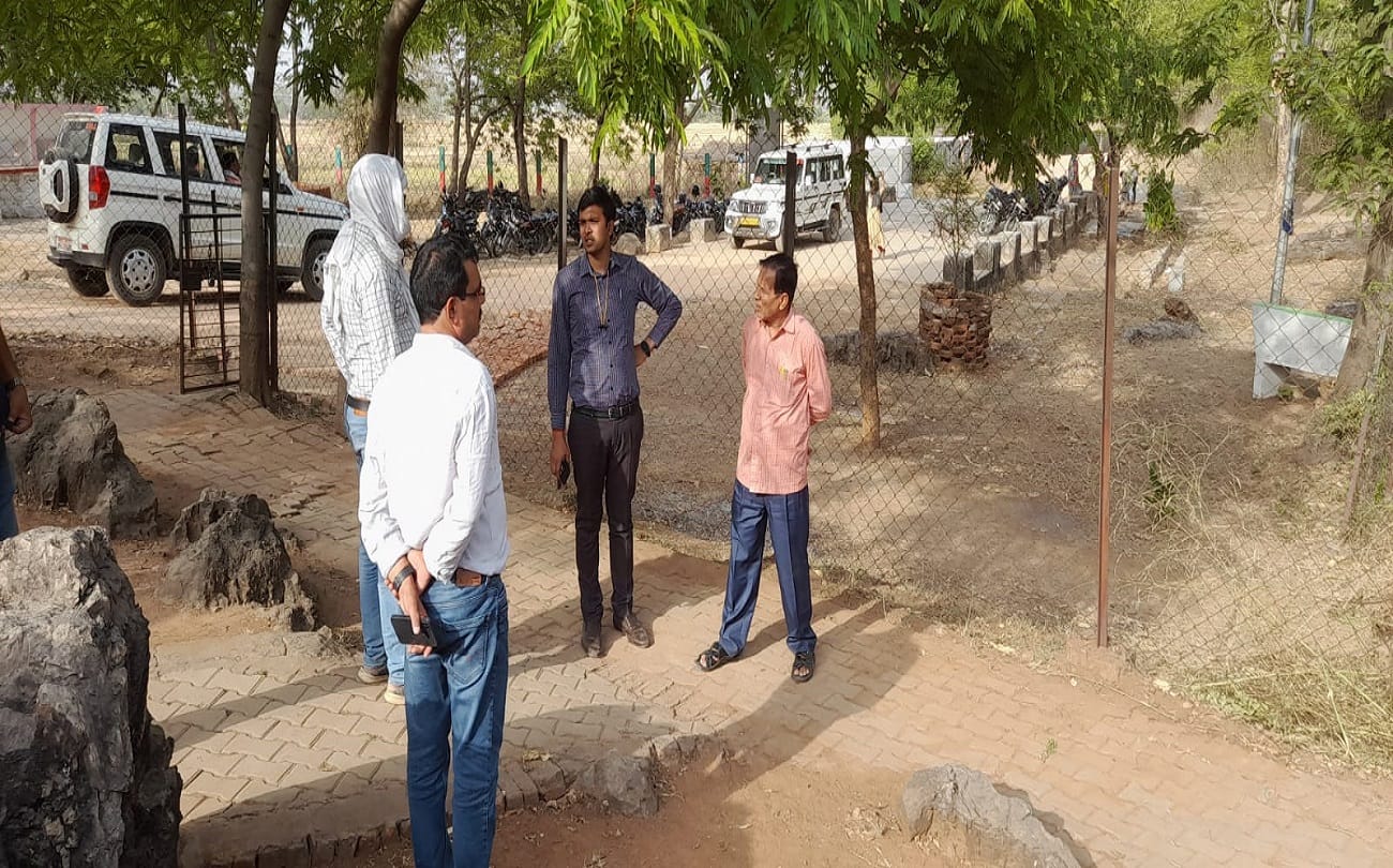 UP Governor Anandiben Patel visit salkhan fossils park sonbhadra today know about it see photos