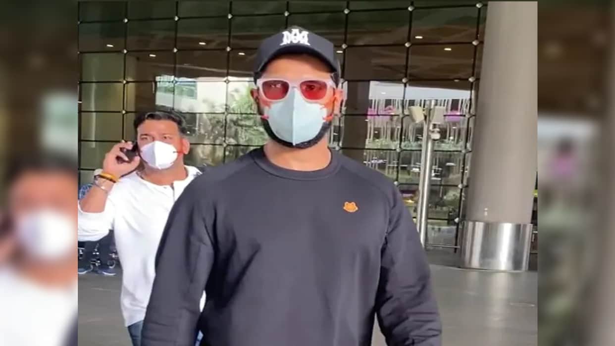 Vicky Kaushal returned from new york, was seen at the mumbai airport, people asked Where is katrina kaif