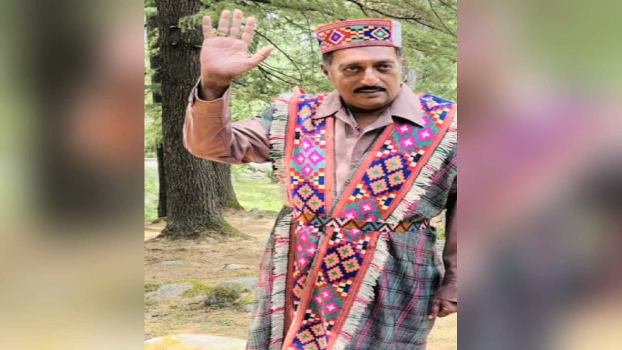 Manali: Bollywood actor Prakash Raj liked Kulvi outfits