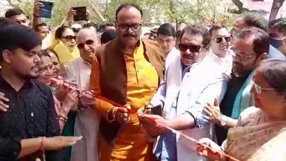 hunar haat in shilpgram inaugurated by Deputy CM Brajesh Pathak and  union minister mukhtar abbas naqvi  