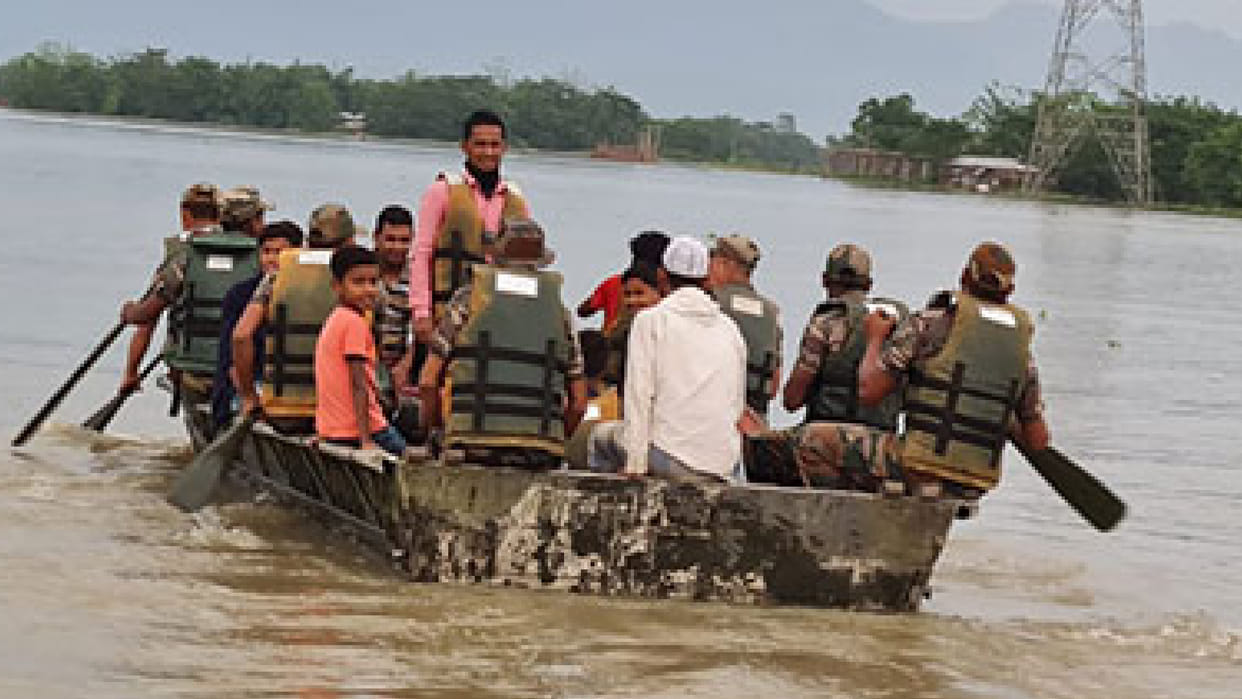 Flood in Assam more than seven lakh people affected in 29 districts situation is not good even in Nagaland Karnataka Latest Update