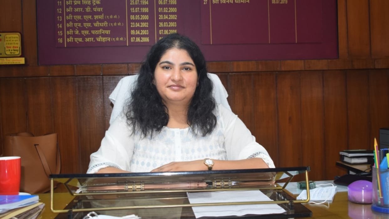 IIM Lucknow and  IIM Ahmedabad faculty will give tips for UPSC IAS exams