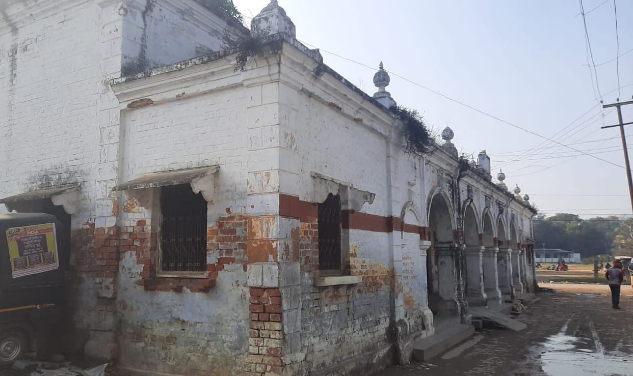 The dilapidated buildings standing in the midst of a dense population can take life at any time