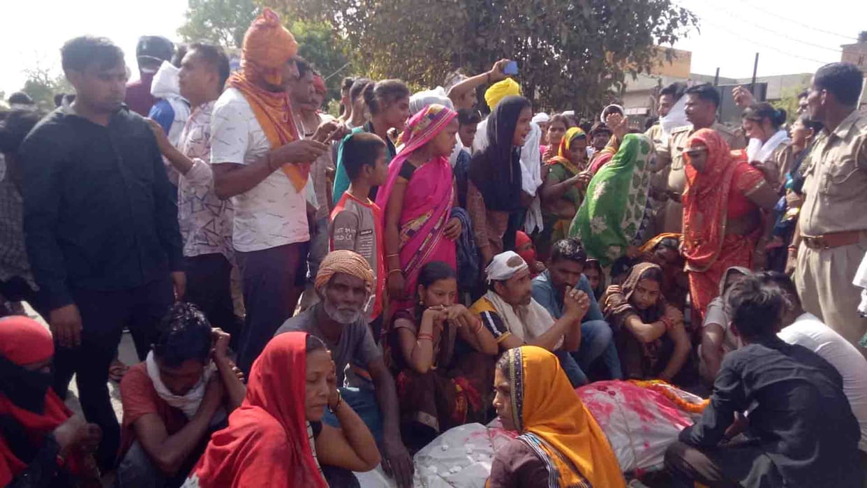 Chitrakoot: One died and 12 injured in dispute