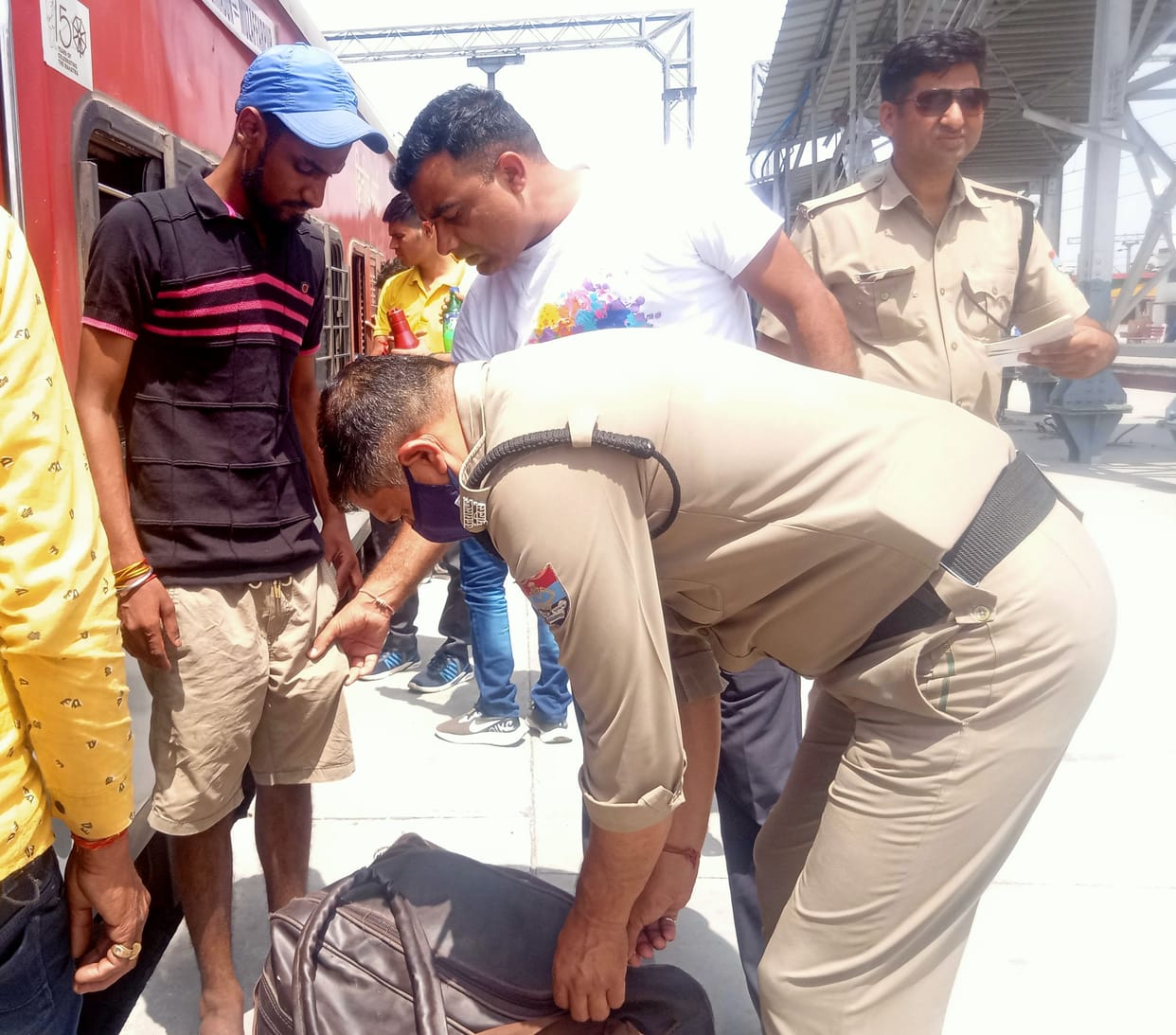 Intensive checking campaign conducted at Luxor station