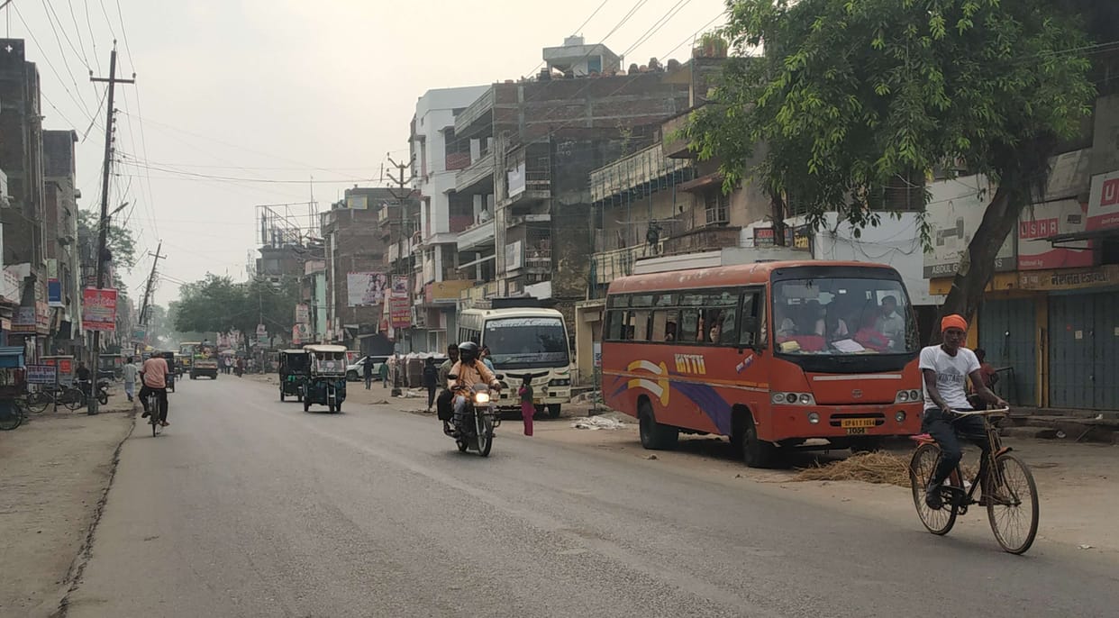 Illegal stands of the city removed