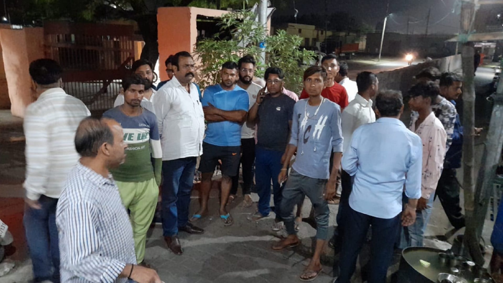Meerut Crime: People have warned about migration after the police did not take action