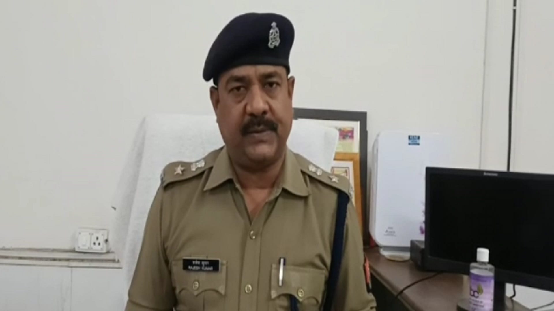 Saharanpur News: Police arrested eight women with smack of 23 lakh