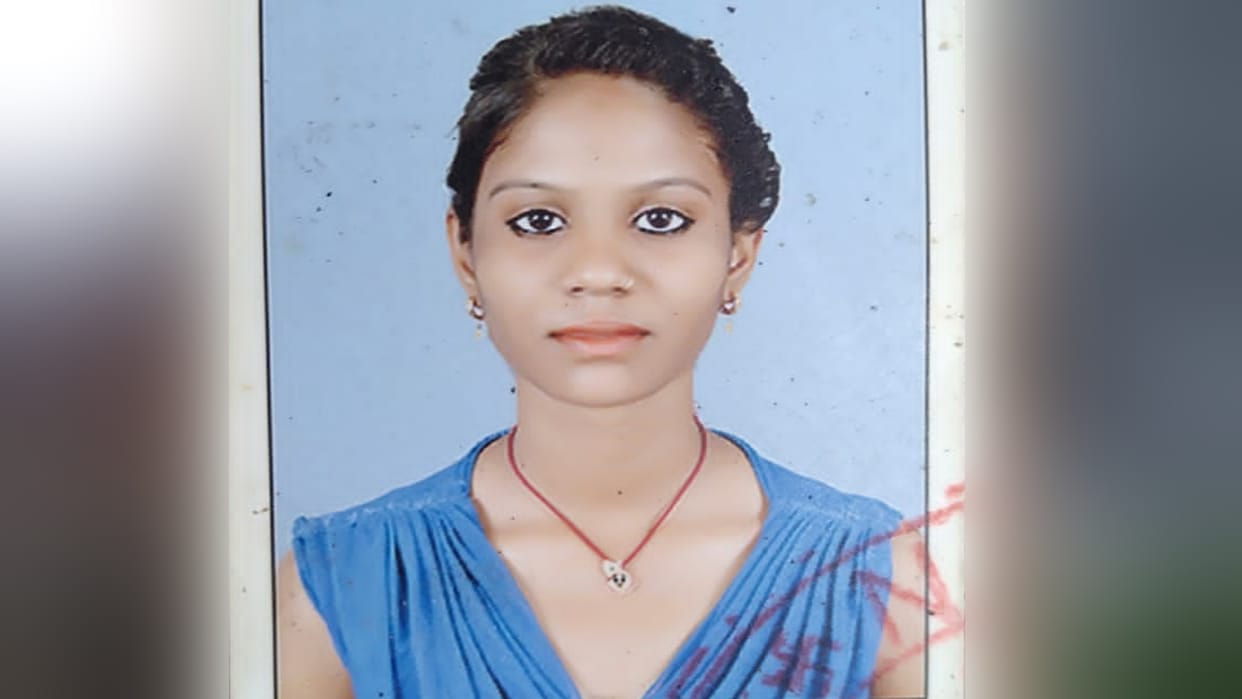 Bareilly husband killed wife on road in domestic quarrel read full story