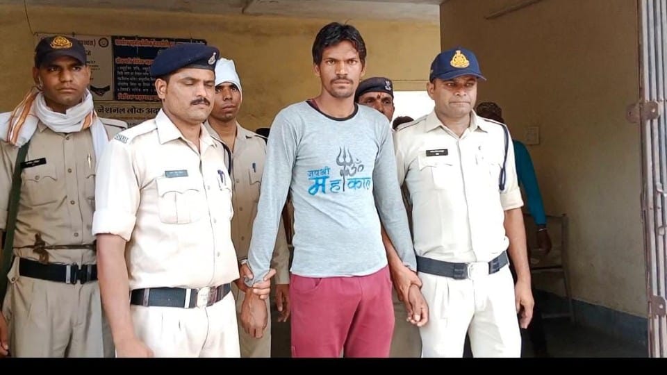 Dewas news: Dead body was hidden in a sack after killing a ten-year-old girl, the accused was sentenced to death