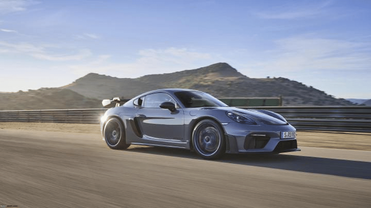 Porsche 718 Cayman GT4 RS Launched in India Know Price Features Specifications News in Hindi