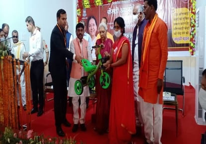 UP Governor Anandiben Patel sonbhadra tour appeals to tribal families give good education to children