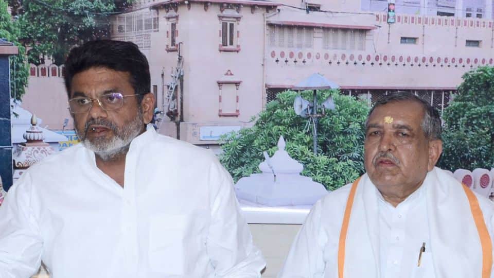 land dispute of Shri Krishna Janmabhoomi and Shahi Idgah mosque had started in British rule