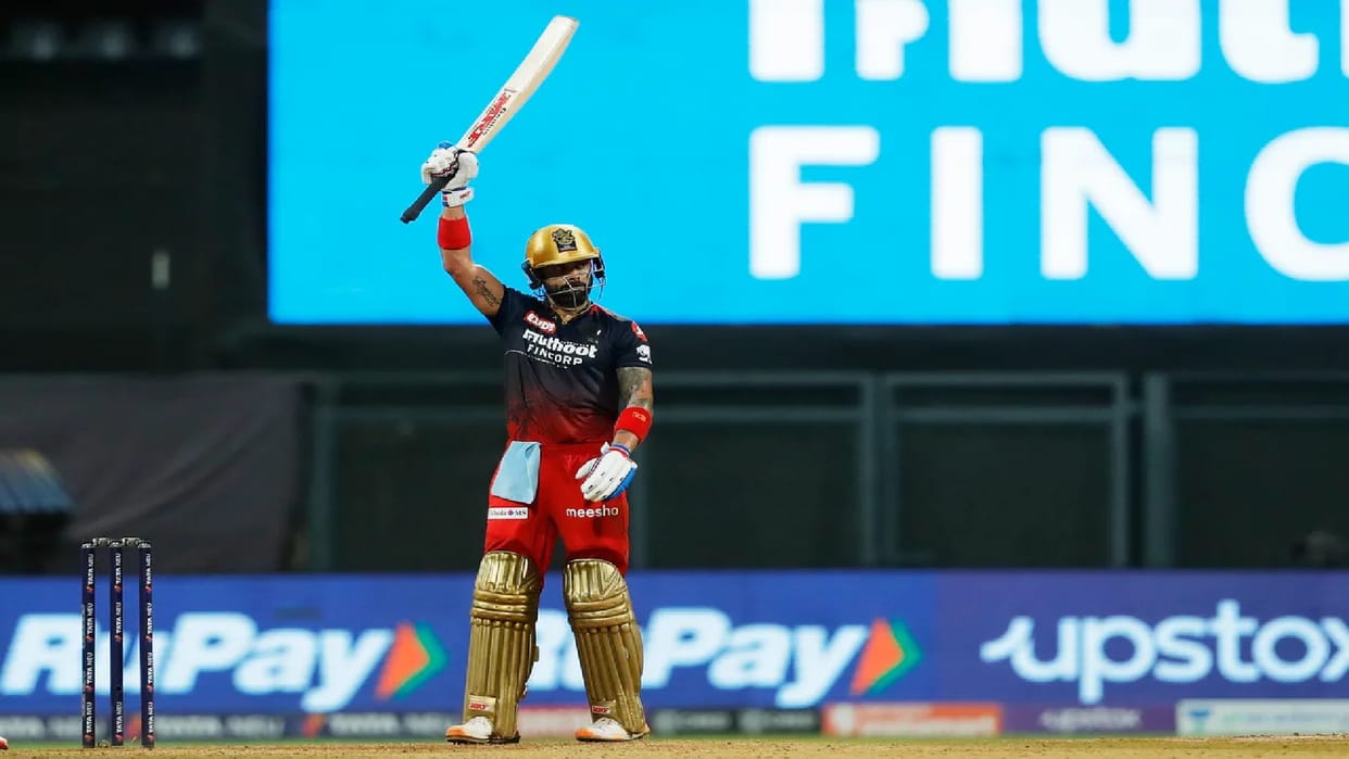 Virat Kohli becomes first player to score 7000 runs for RCB AB De villiers and Gayle far Away