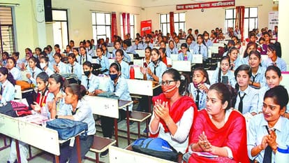 Amar Ujala Aparajita campaign on women empowerment in Agra
