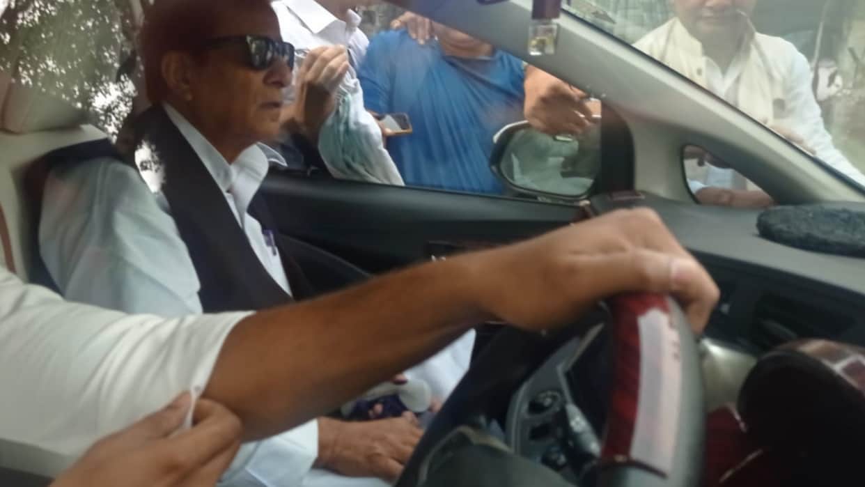 Azam Khan Release and reached Rampur said Can't forget what happened my time will come back