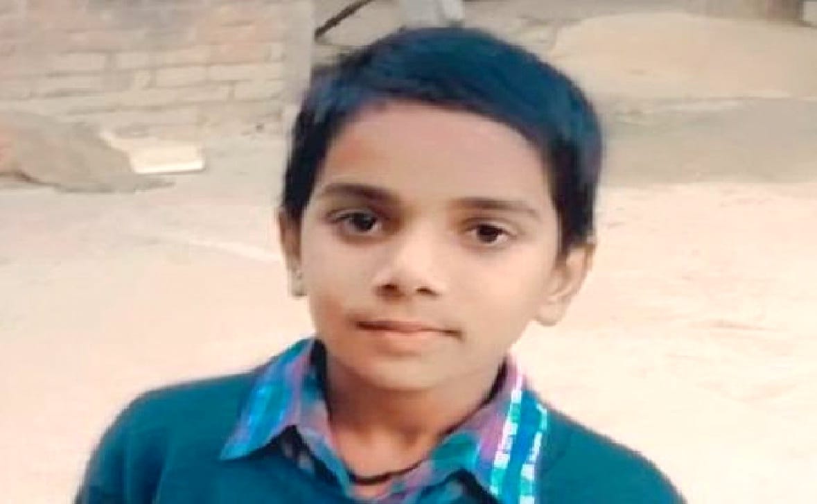 Body of 12 year old boy found hanging in Etawah, police is investigating