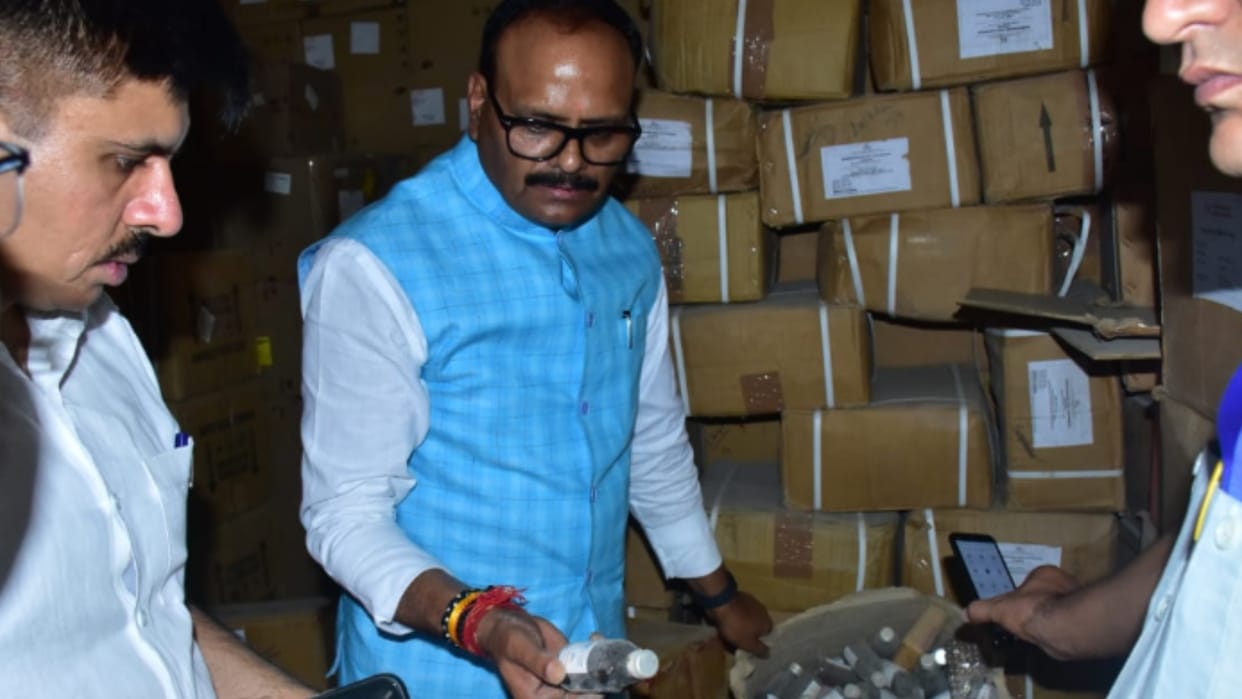 Deputy Chief Minister raids secretly: Medical Supplies Corporation's godown raided, expired medicines worth Rs 16.40 crore found