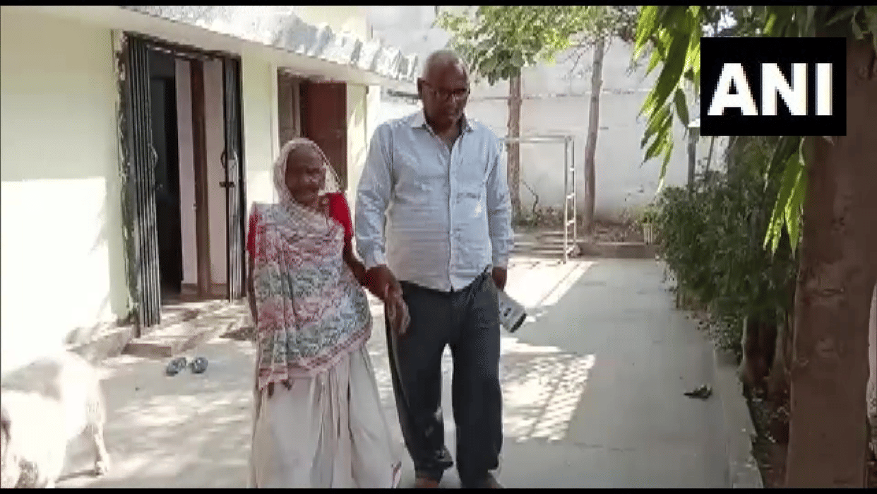 World-War 2 soldier's 95 yrs old widow compelled to travel from Bilaspur to Ballia to collect her pension