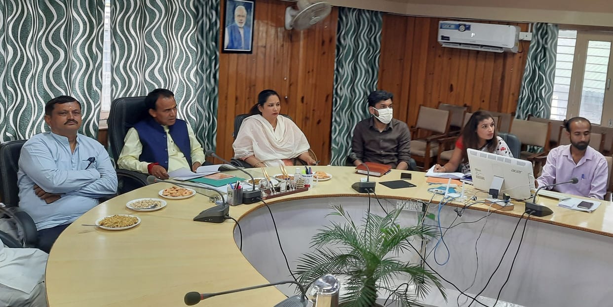 Meeting By Minister Dhan Singh