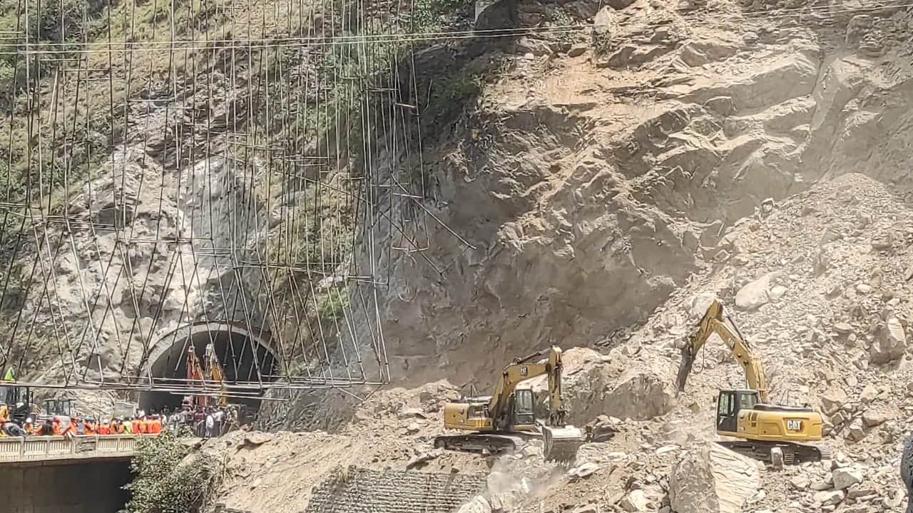 Part of tunnel under construction collapses on Jammu-Srinagar National Highway, six-seven people trapped, one rescued, rescue underway