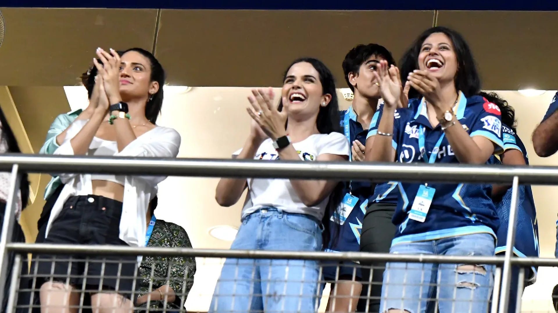 RCB vs GT Photos IPL 2022 RCB vs GT Match 67 Highlights in Hindi